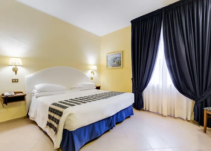 Western La Solara Hotel 4*