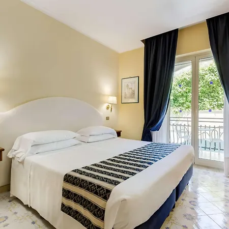 Western La Solara Sorrento