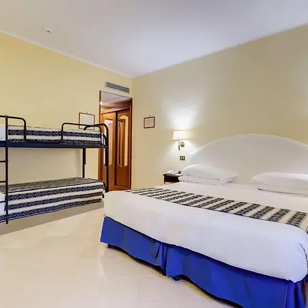Western La Solara Hotel 4*