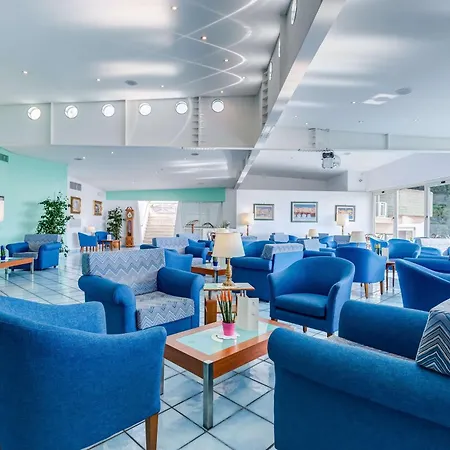 Western La Solara Hotel 4*