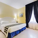 Western La Solara Ξενοδοχείο 4*
